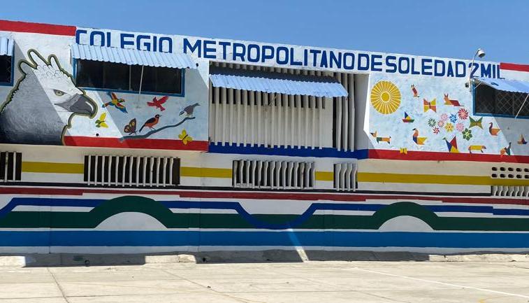 Colegio Metropolitano de Soledad 2000.