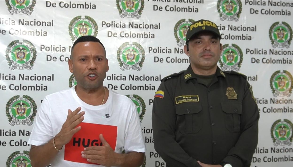 El jefe de la Oficina de Seguridad y Convivencia Ciudadana de Puerto Colombia, Saúl Leiva, y el mayor Leonardo Rodríguez.