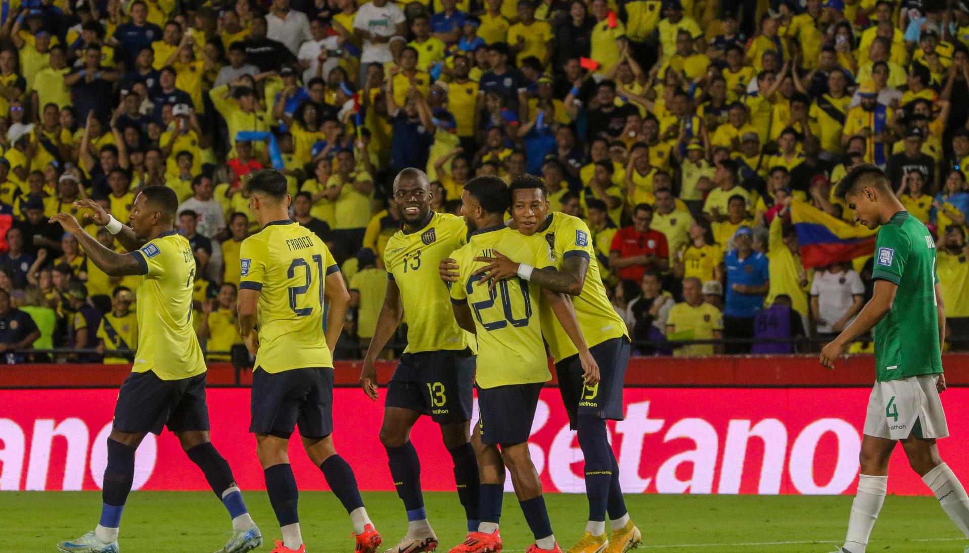 Selección de Ecuador celebrando. 