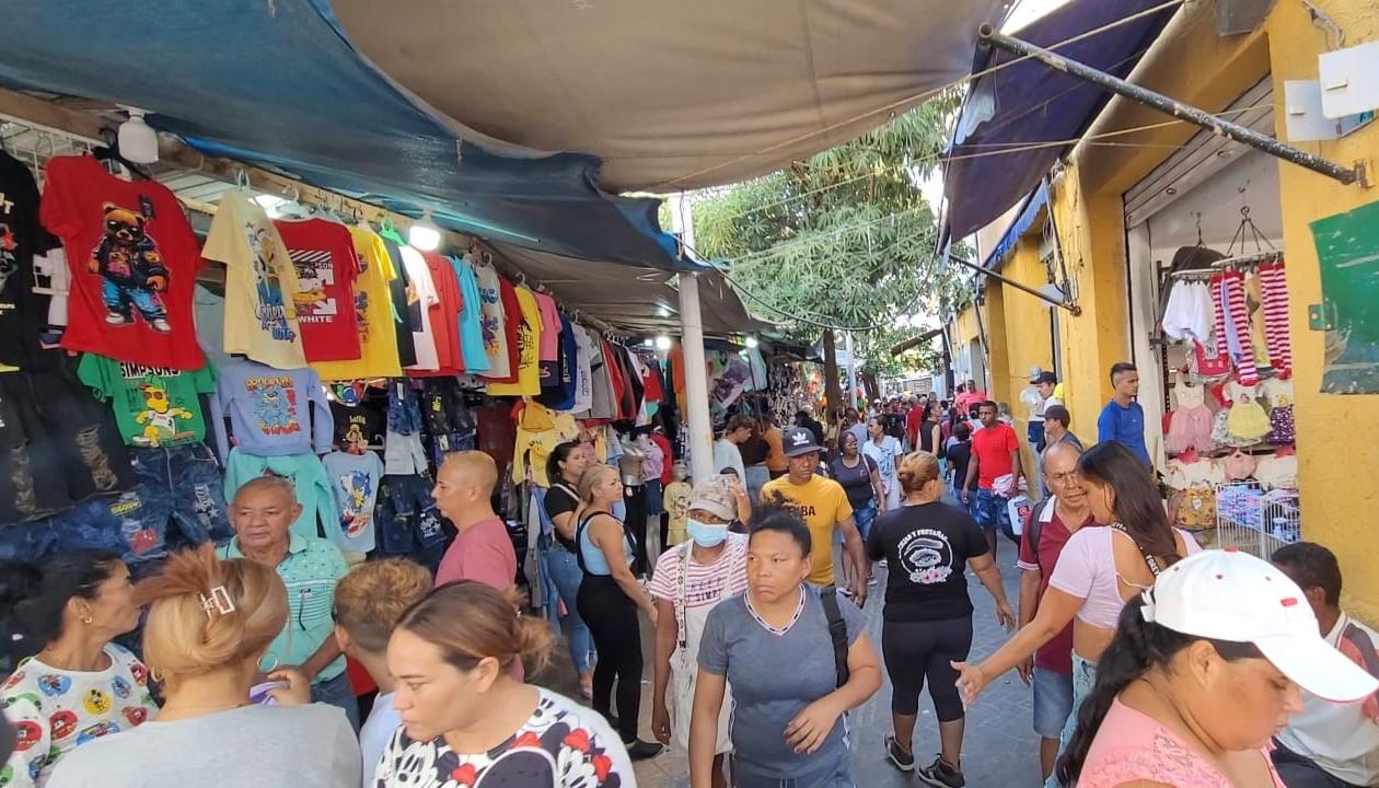 Los sectores de la confección, calzado y tecnologías tienen los mayores repuntes en ventas. 