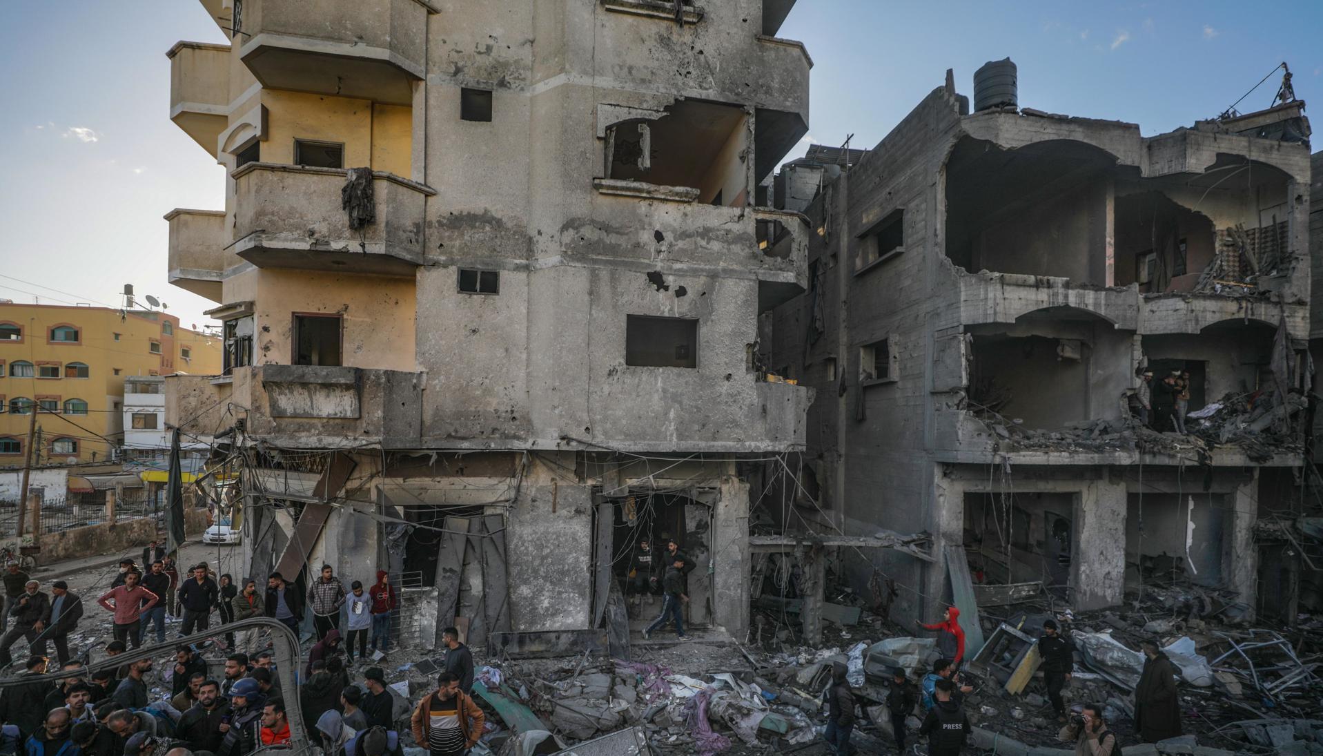Edificio destruido en Gaza por los ataques.