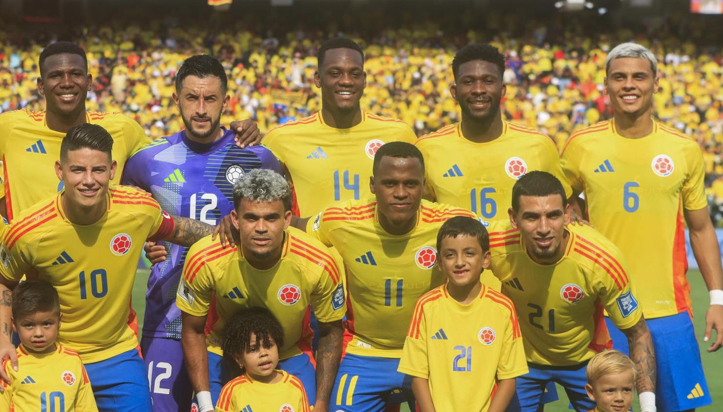 Alineación de Colombia en un partido de Eliminatoria en Barranquilla.