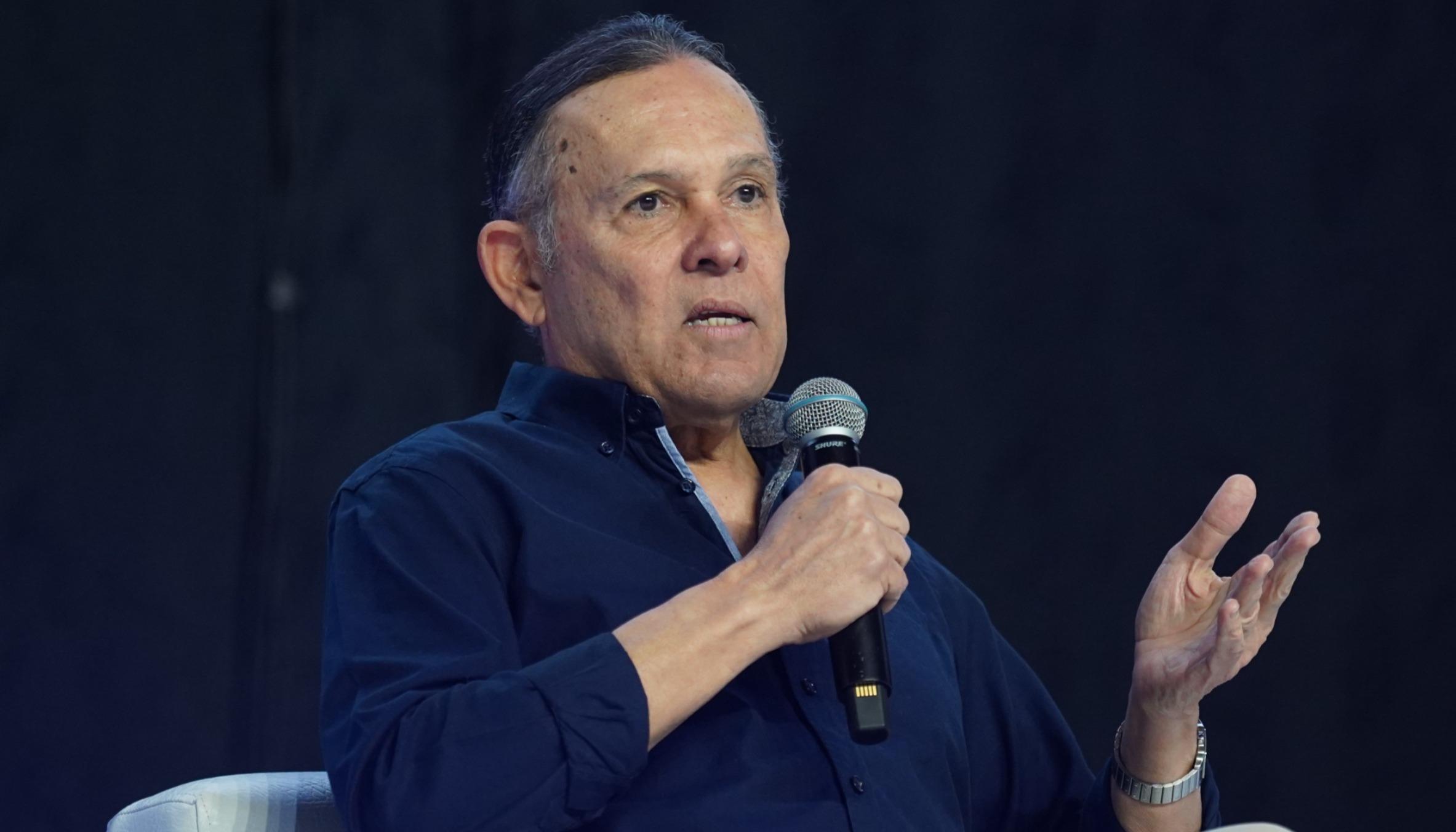 Efraín Cepeda, presidente del Congreso. 