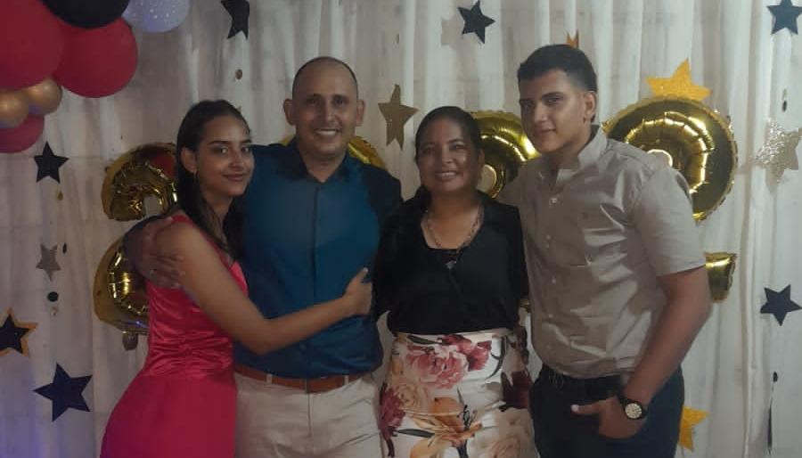 Familia Lora Becerra.
