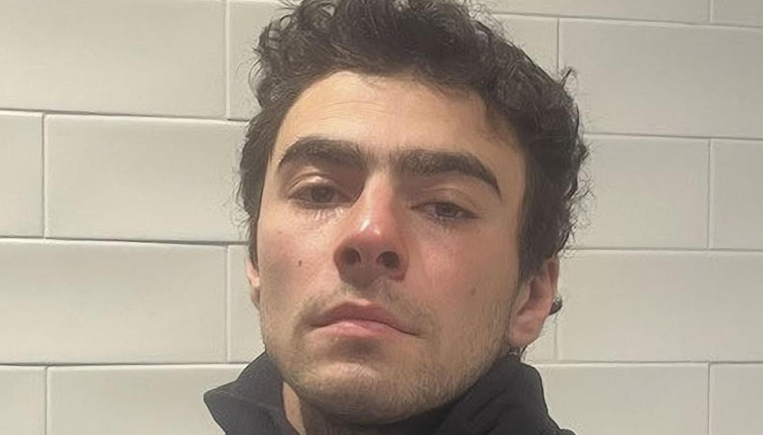 Luigi Mangione, presunto asesino del CEO de la subsidiaria UnitedHealthcare, Brian Thompson.