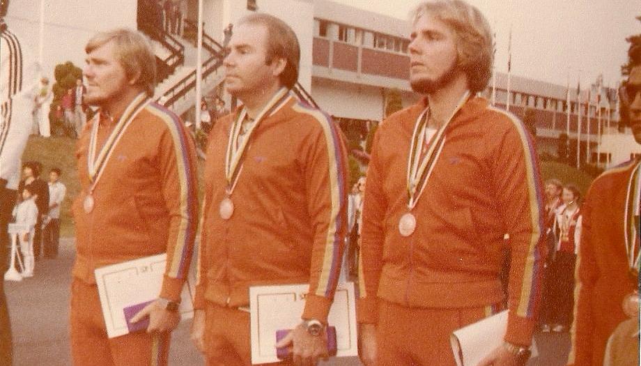 Los homenajeados Hanspeter y Horst Bellingrodt con su hermano Helmut.