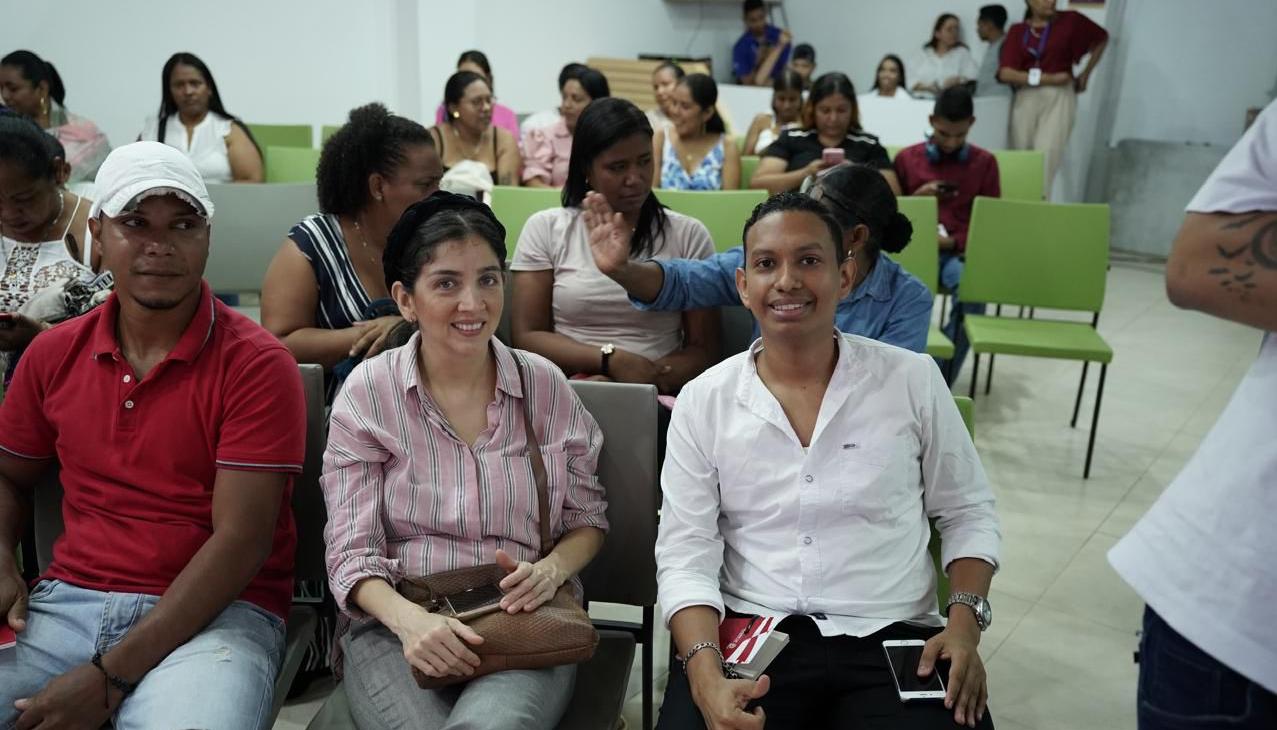 Cien personas fueron beneficiadas con el diplomado. 