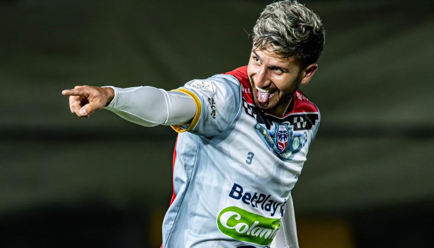 El defensa central bogotano Daniel Rivera, capitán de campo de Fortaleza. 
