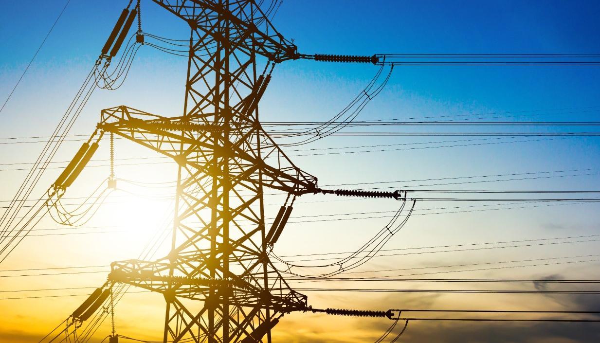 Gobierno fijó tope tarifario de los precios de electricidad que se negocian en bolsa.