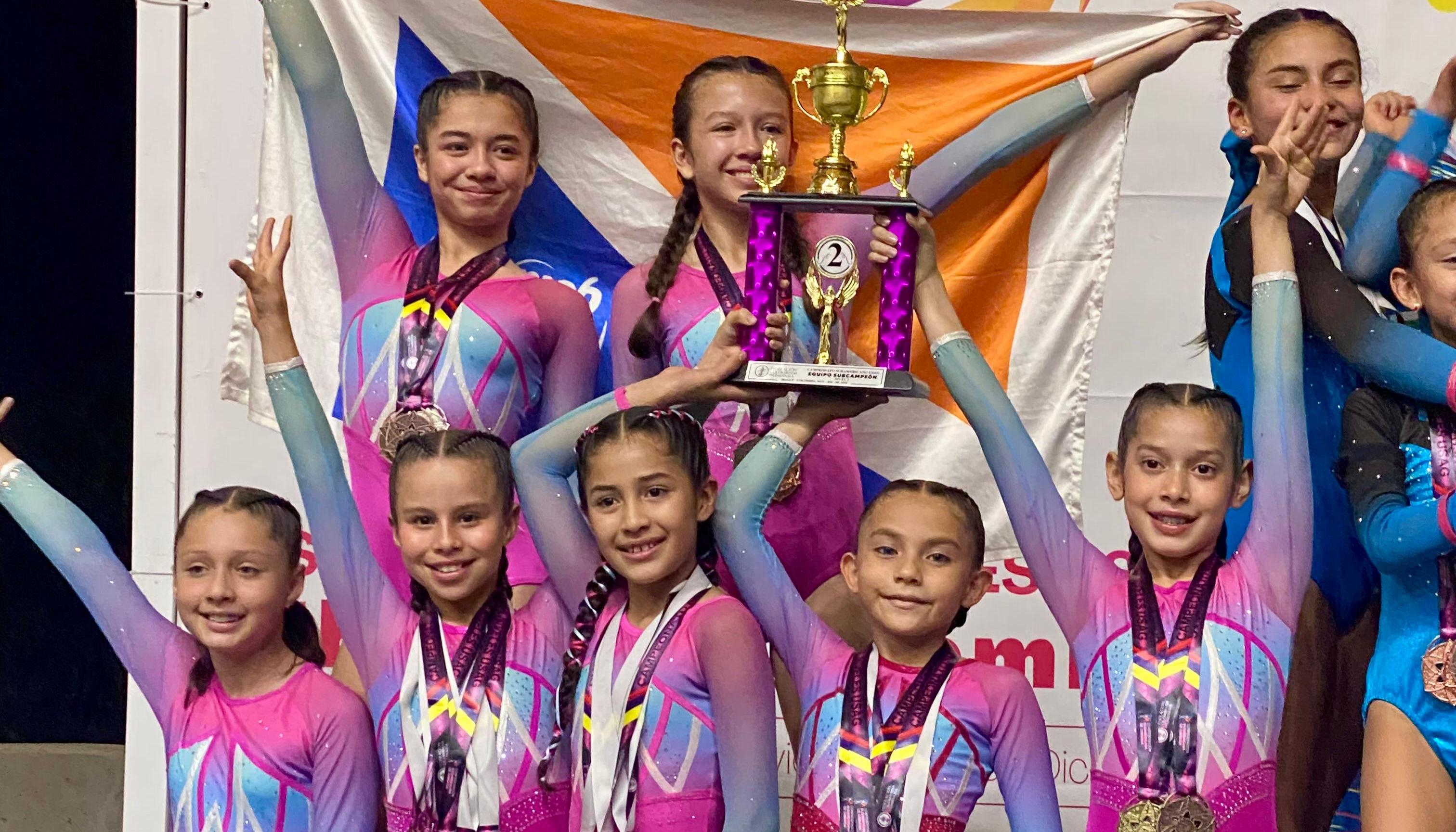 Team Gymnastics Gold subcampeón Suramericano en el Nivel 2.