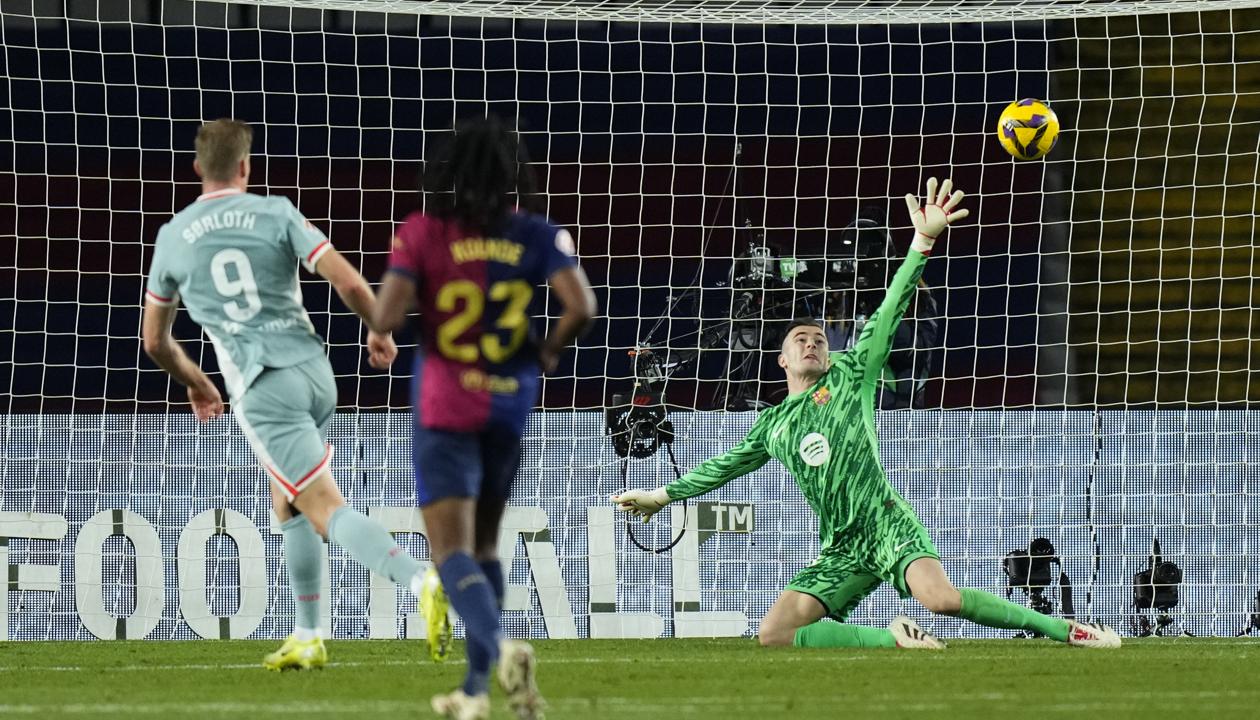 El gol de Alexander Sorloth que le dio la victoria al Atlético de Madrid sobre el Barcelona. 