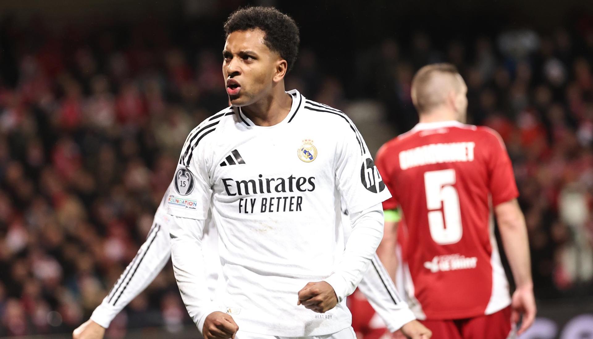 Rodrygo celebrando uno de sus goles.