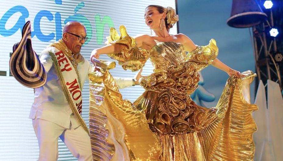 El Rey Momo Gabriel Marriaga y la Reina Tatiana.