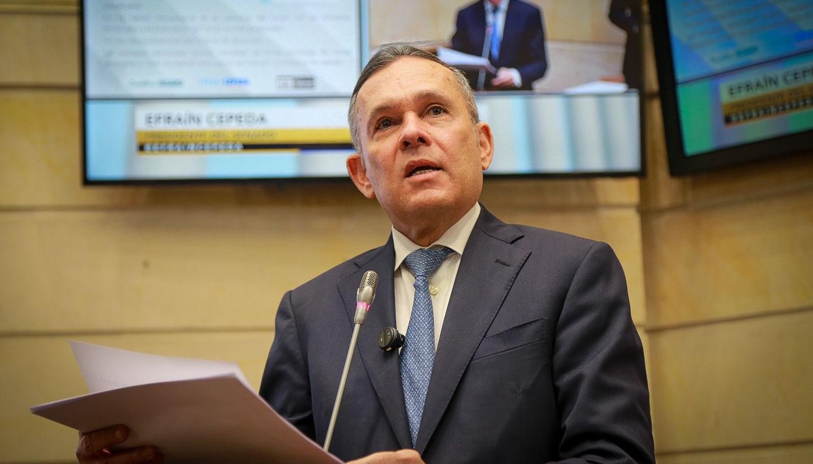 Efraín Cepeda, presidente del Senado.