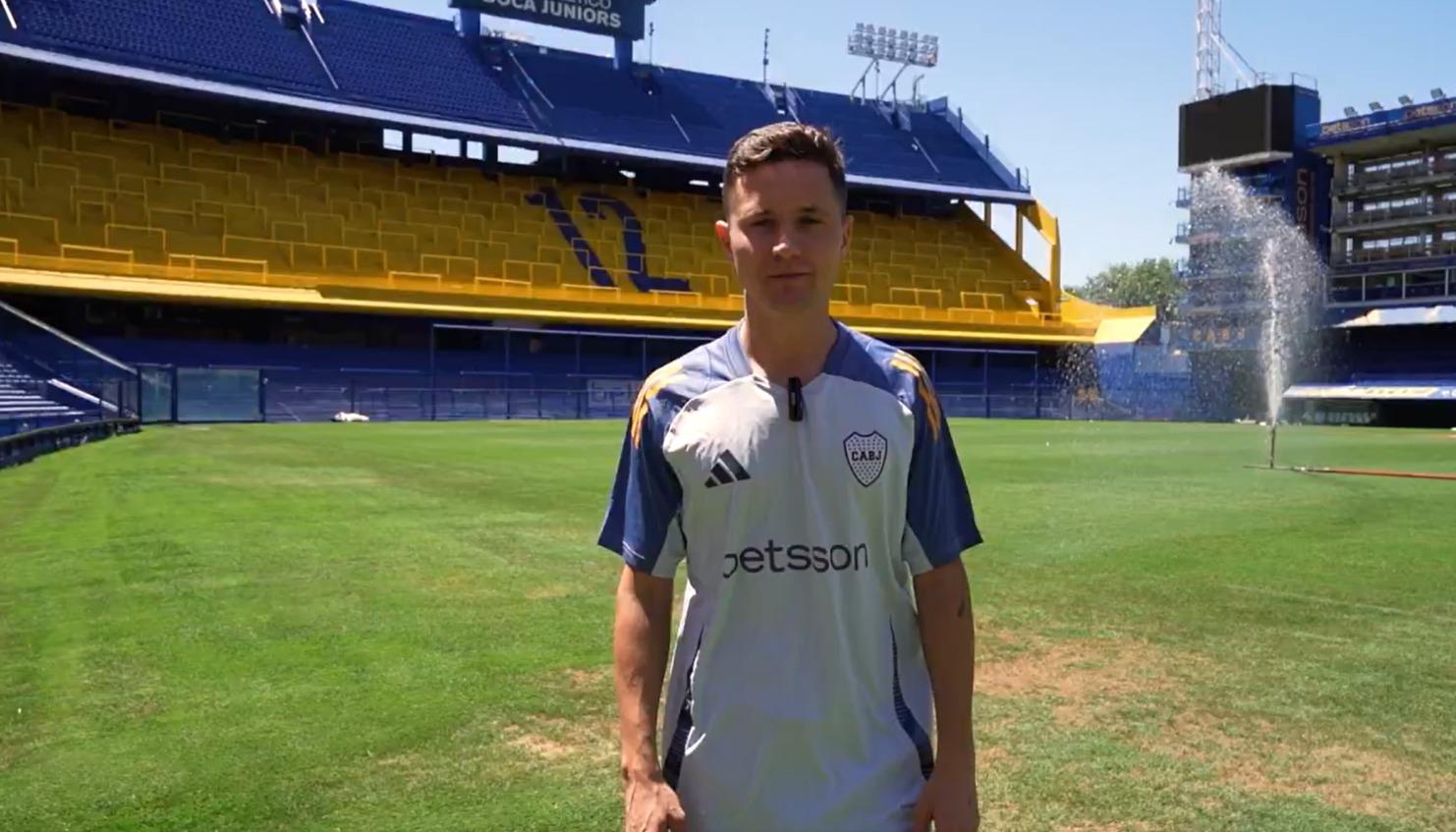 Ander Herrera en La Bombonera y con la indumentaria de Boca puesta.