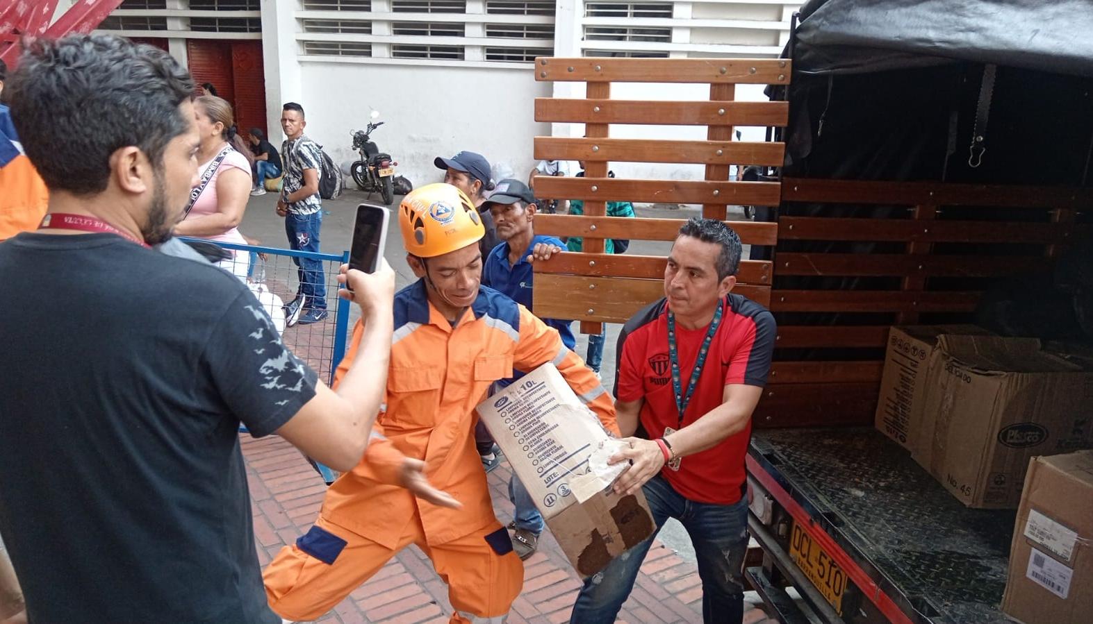 Entrega de ayudas humanitarias en Cúcuta.