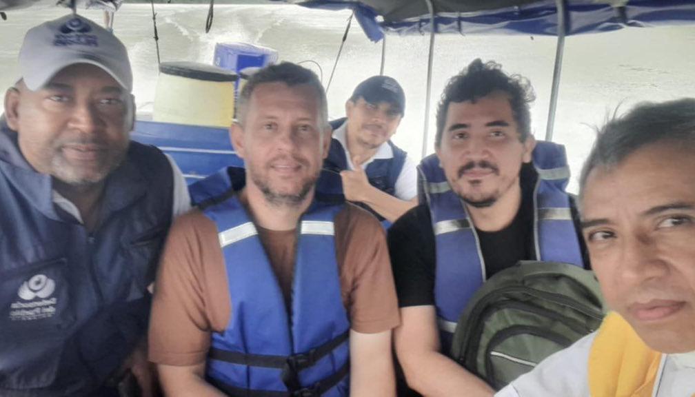 El intendente Mauricio Vargas y el arquitecto Miguel Andrés González fueron entregados a la Defensoría del Pueblo y la iglesia católica.