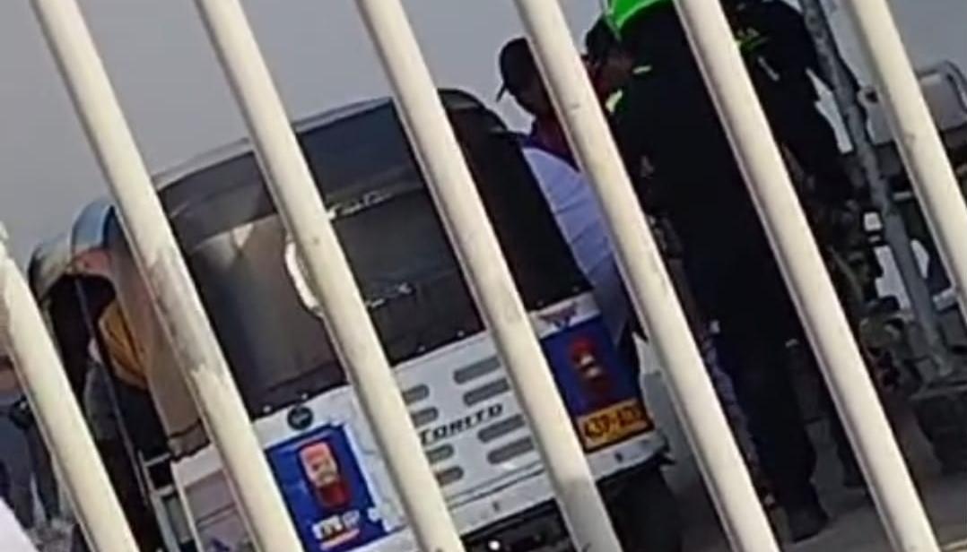La víctima fue llevada en un motocarro hasta la Clínica Adela de Char de Soledad, donde falleció. 