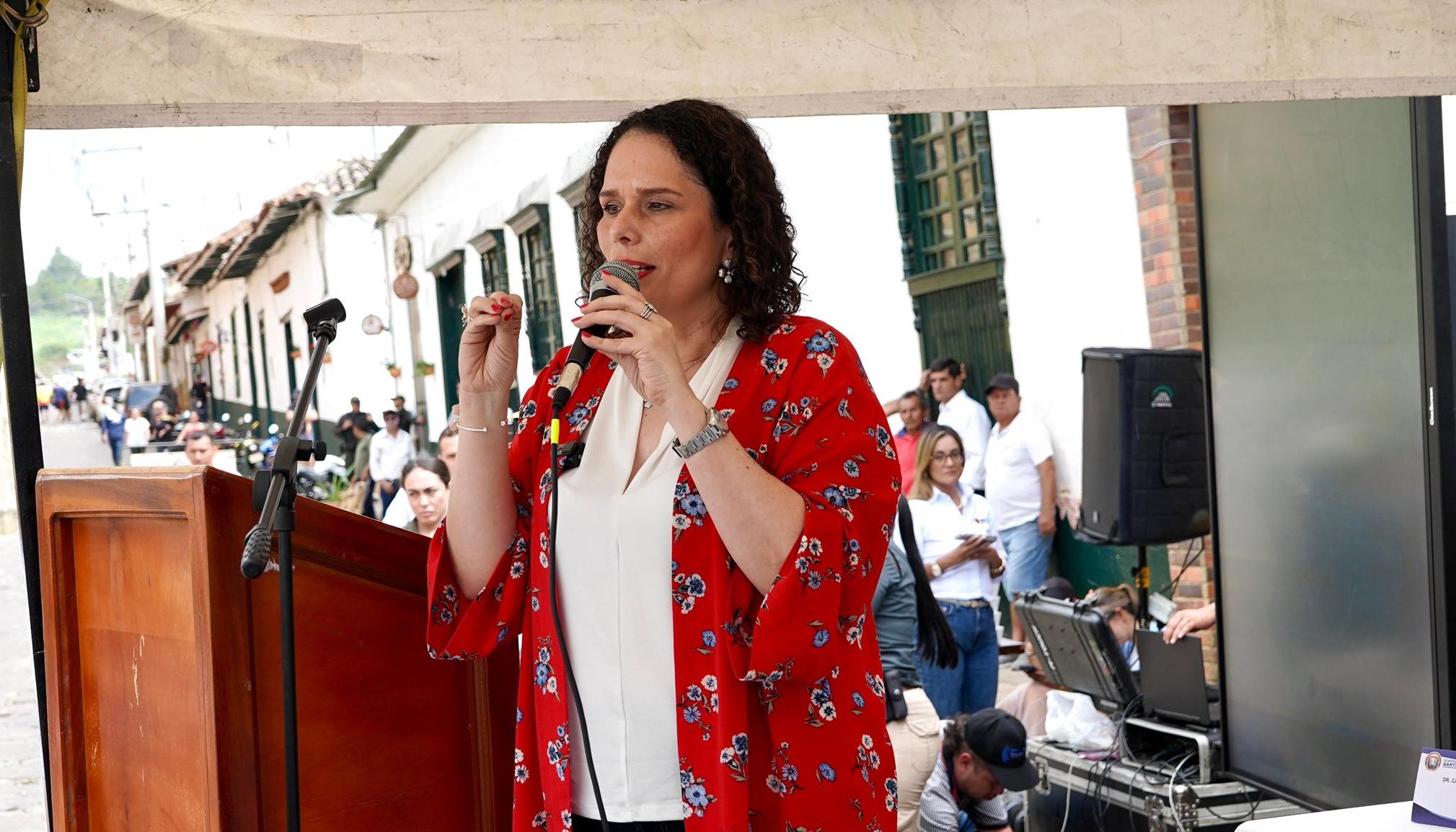 María Constanza García. 