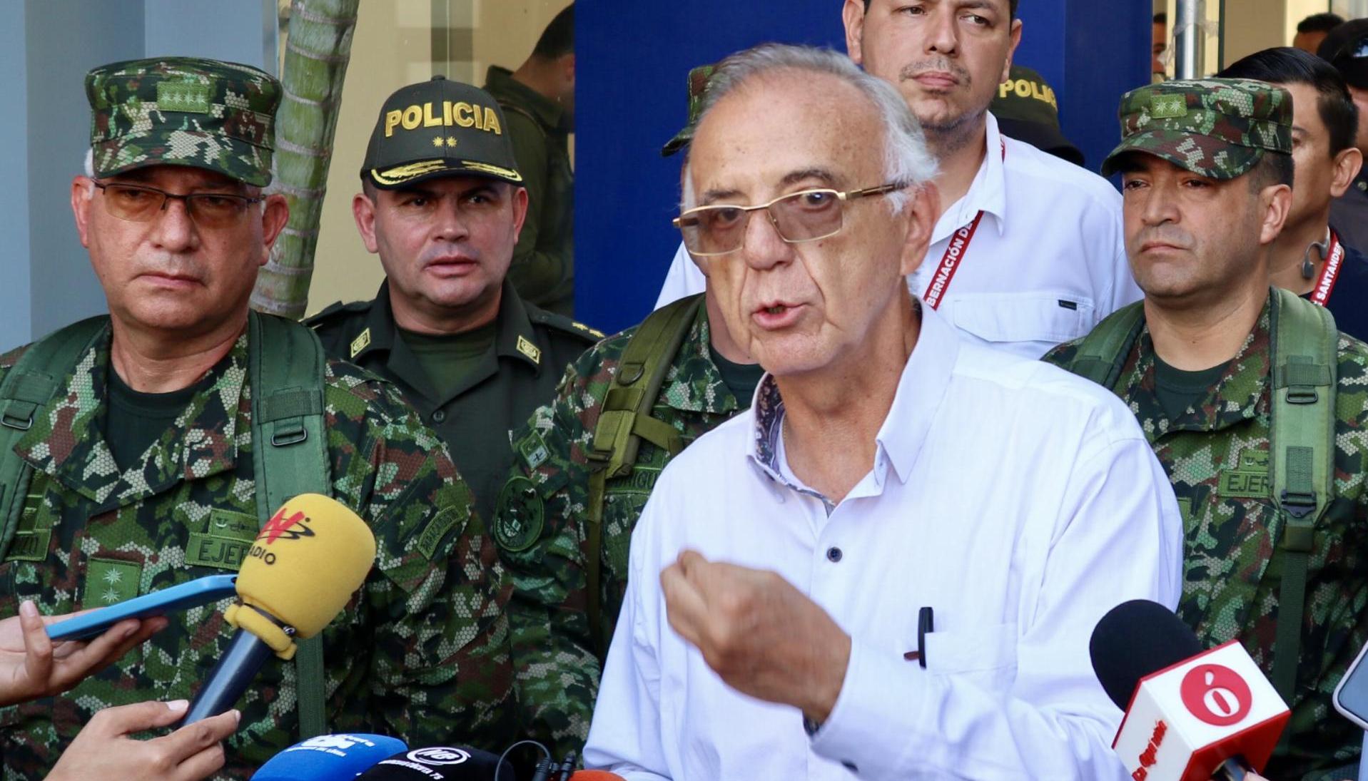 El ministro de Defensa de Colombia, Iván Velásquez, este domingo desde Cúcuta. 