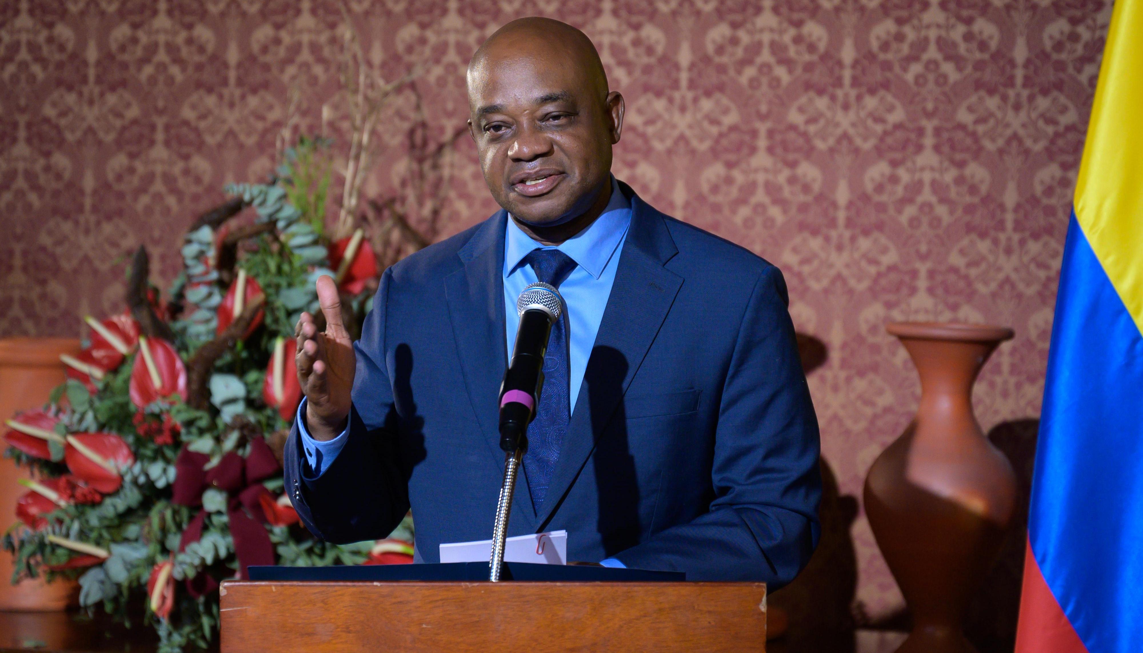 El Canciller Luis Gilberto Murillo.