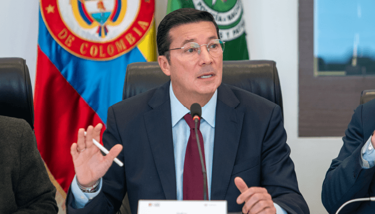 El Registrador Nacional, Hernán Penagos. 
