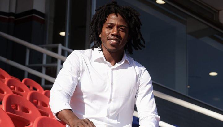 Carlos 'La Roca' Sánchez en su anuncio como nuevo director de fútbol de San Lorenzo.