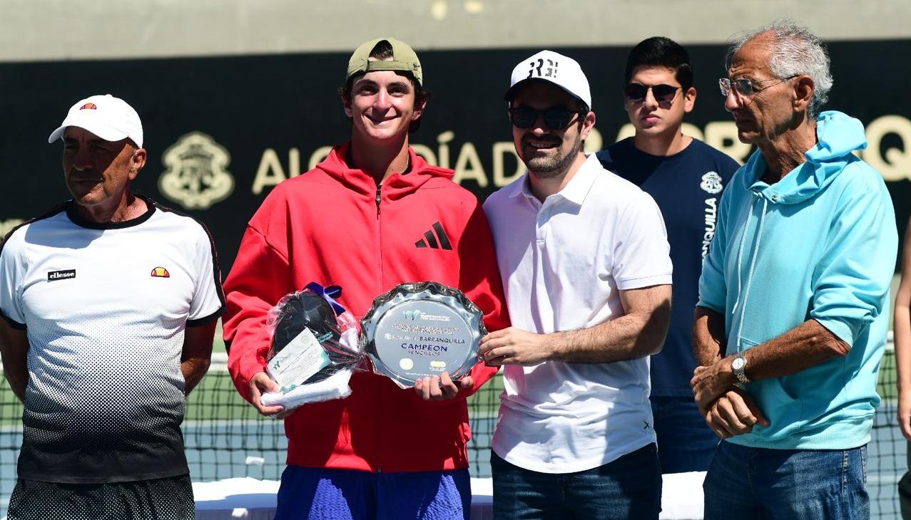 Tenista estadounidense Keaton Hance.