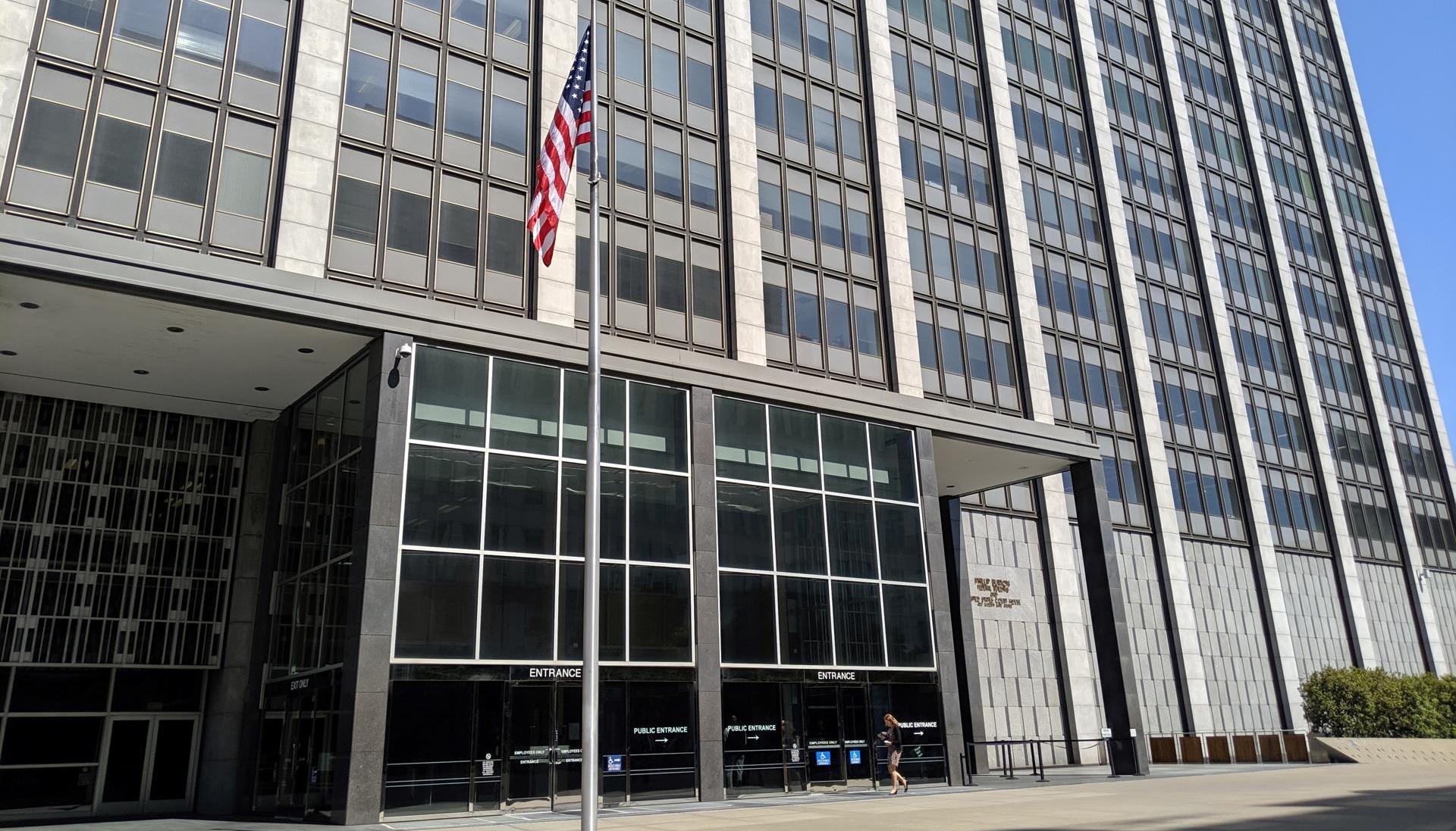 Edificio administrador de justicia en Estados Unidos.