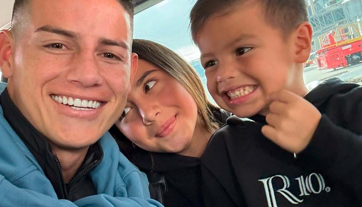 James Rodríguez tras llegar a Colombia son sus hijos Salomé y Samuel.