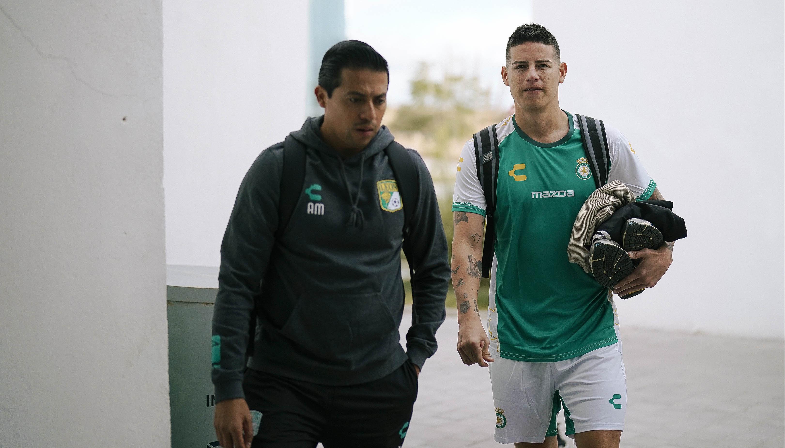 James Rodríguez a su llegada a 'La Esmeralda', lugar de entrenamiento del León.