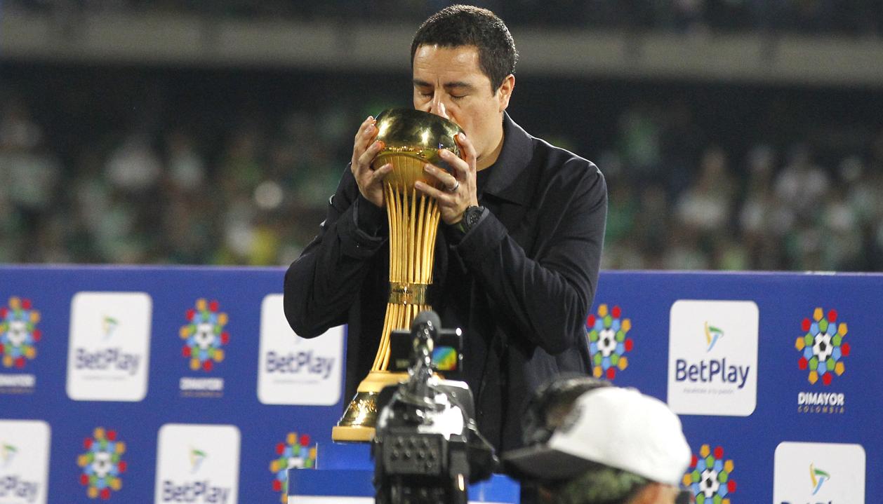 Efraín Juárez se coronó campeón de la Liga y de la Copa Colombia con Nacional.