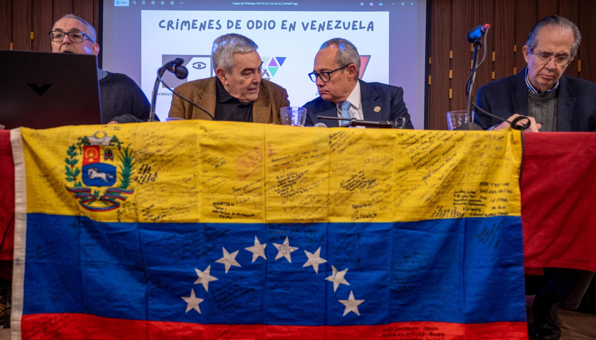 Miembros de Covidod. 
