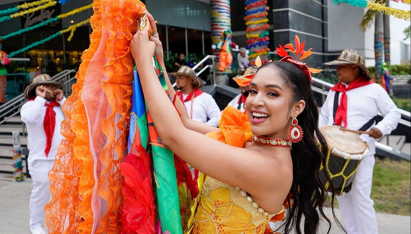 Luisa Fernanda Guerrero, Reina del Carnaval de Manatí.