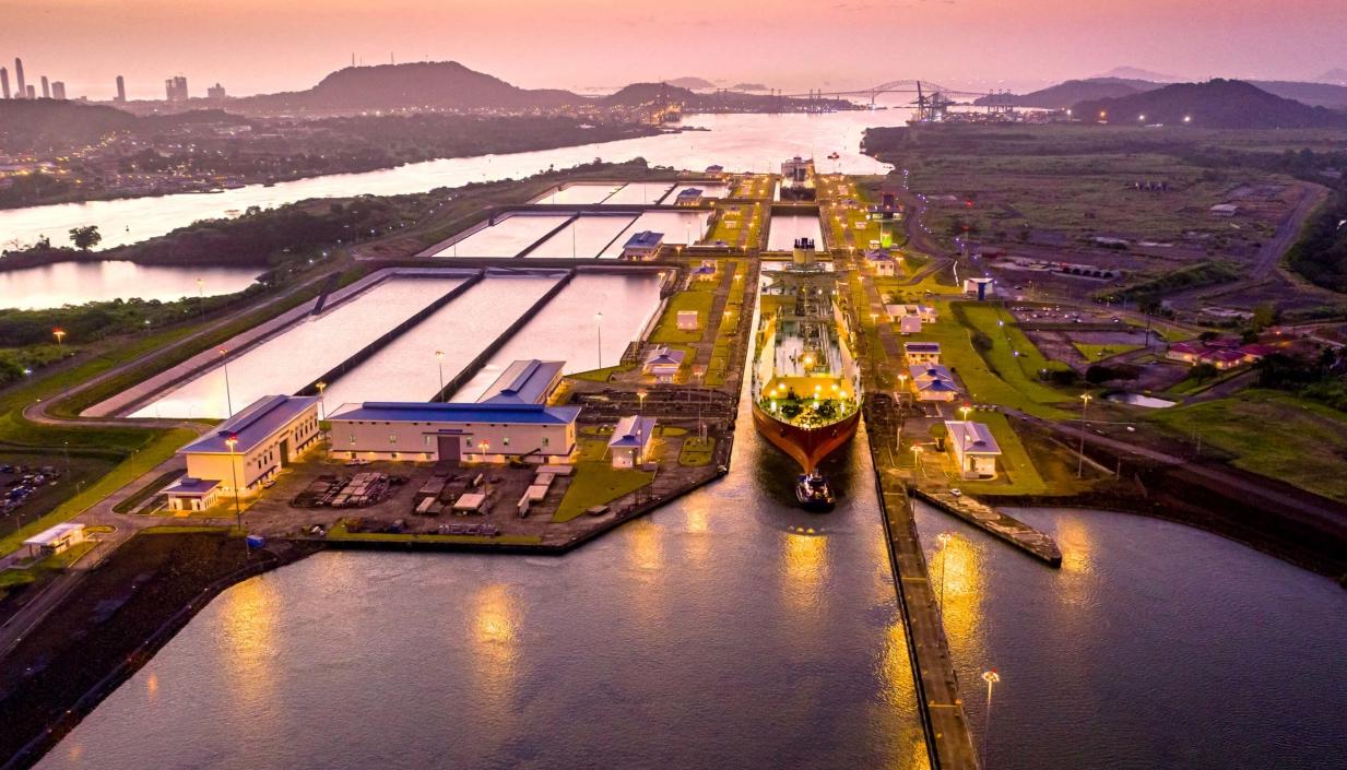 Canal de Panamá. 