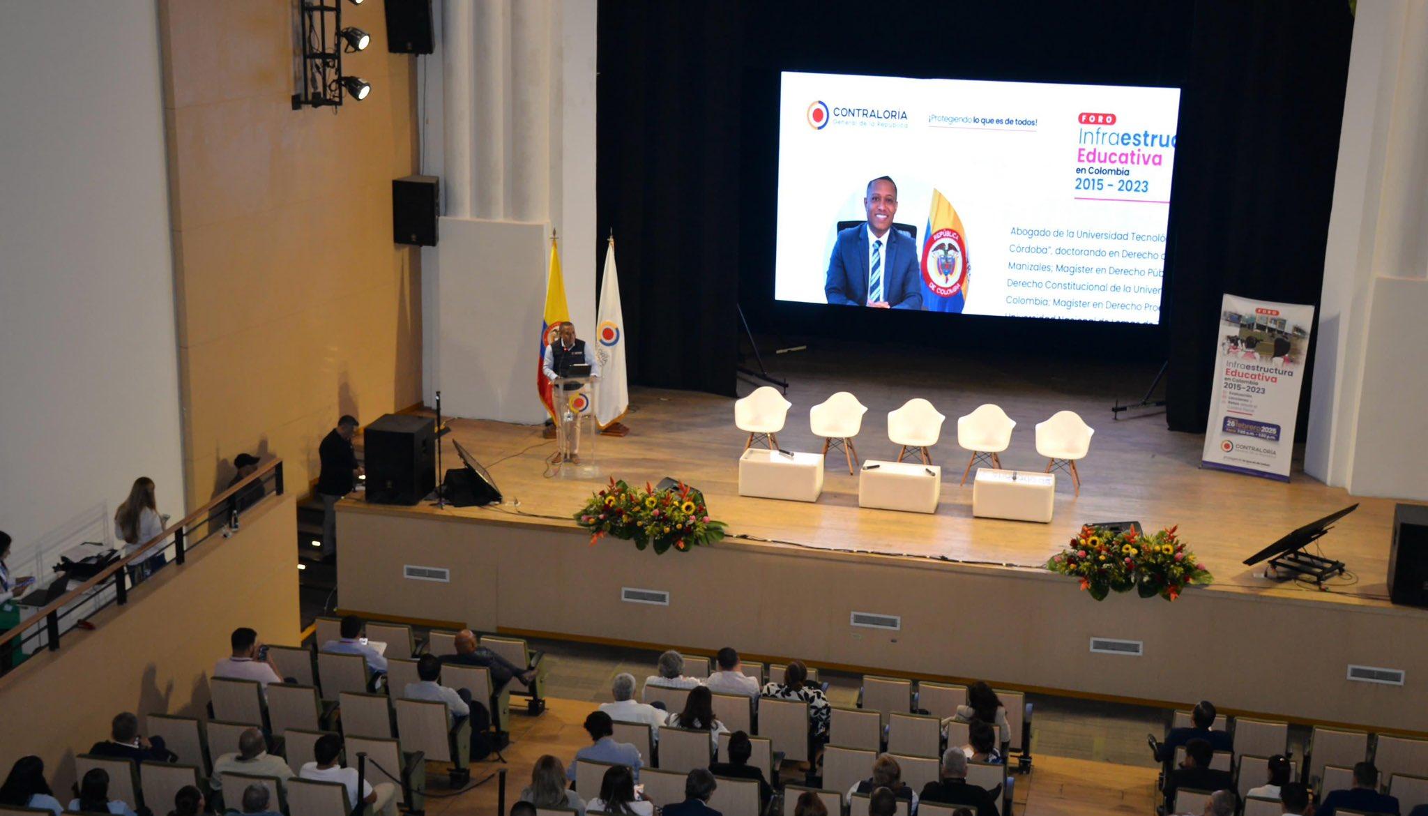 Contraloría General entrega informe sobre el PAE