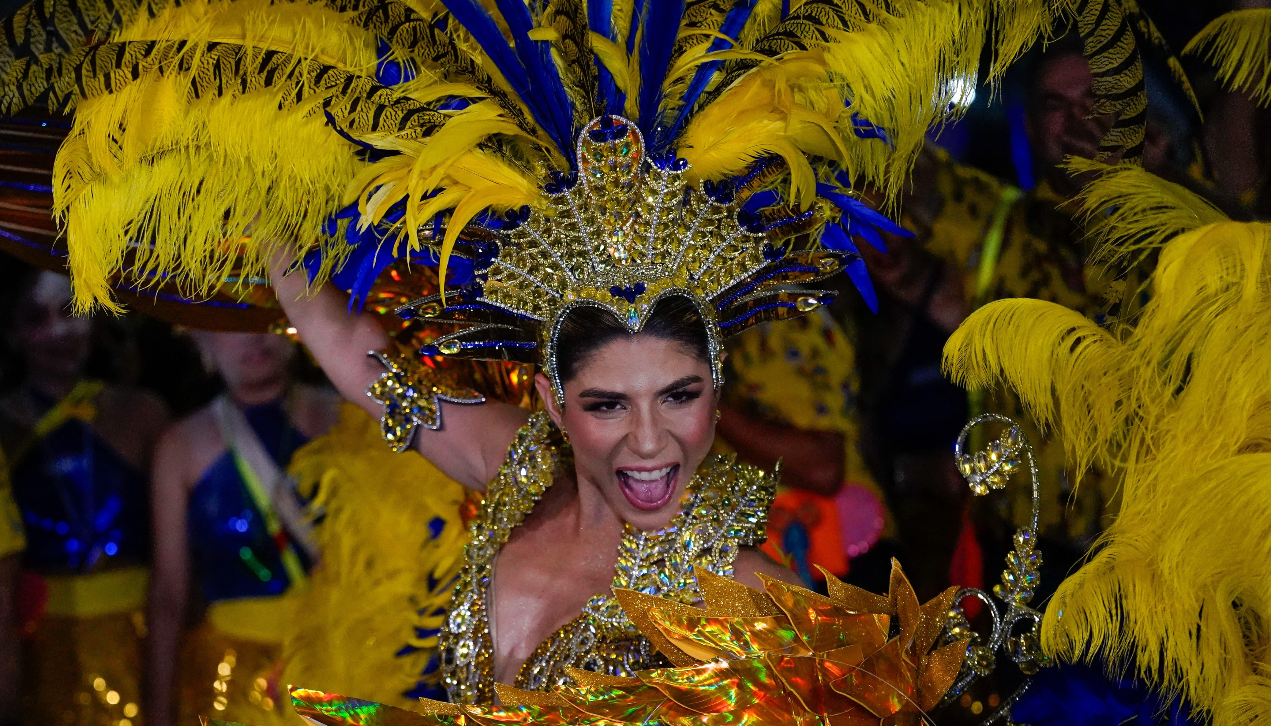 Alexsandra Estarita, Reina del Carnaval de la 44.