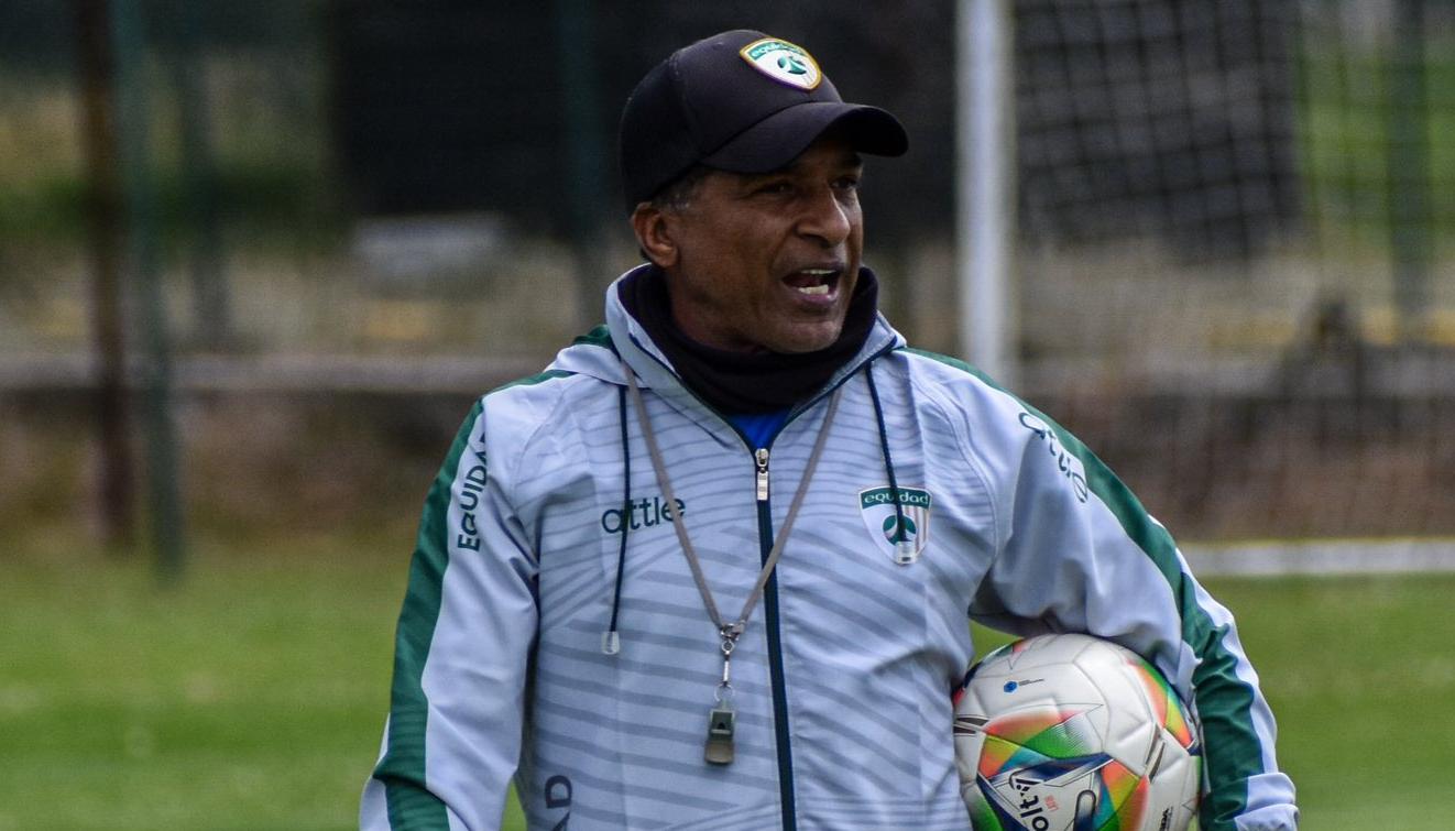 Alexis García en un entrenamiento con La Equidad.