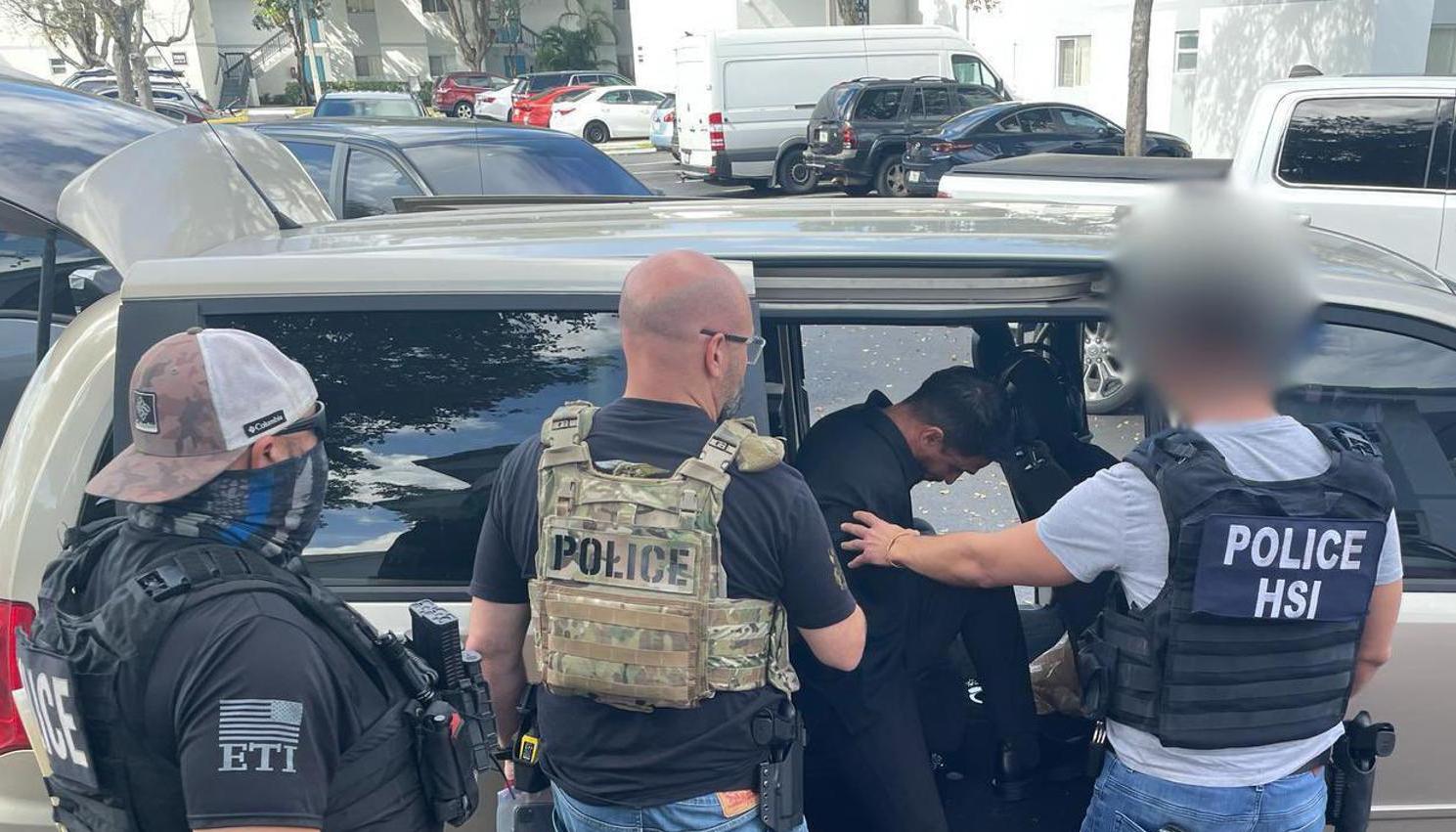 Un indocumentado venezolano detenido en Miami. 