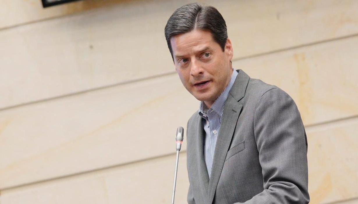 El senador Mauricio Gómez Amín.