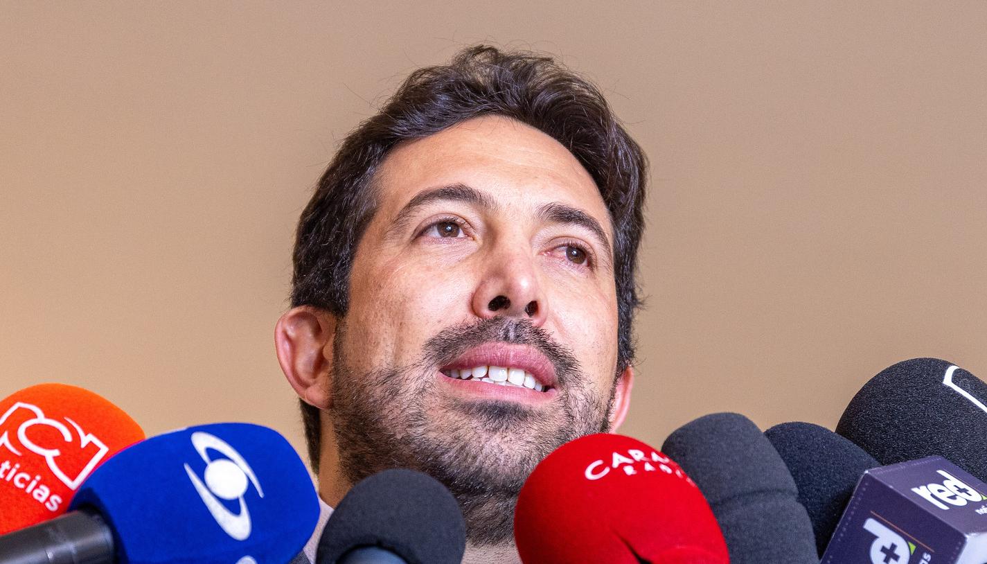 Diego Guevara, Ministro de Hacienda.