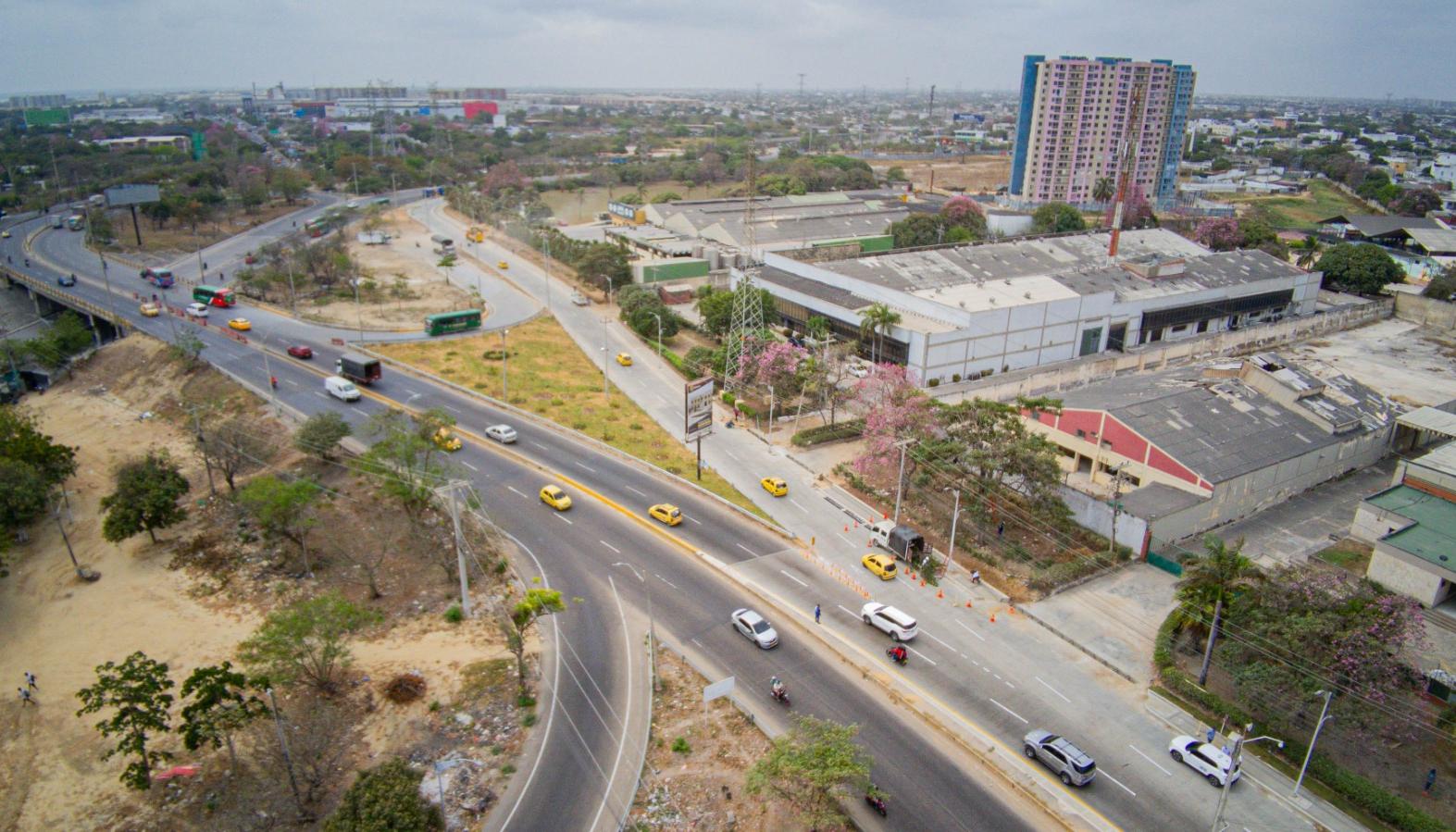 Vista aérea de la obra de infraestructura vial entregada en Soledad. 