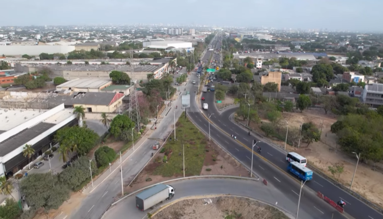 Panorámica de la obra vial en la calle 30 de Soledad.