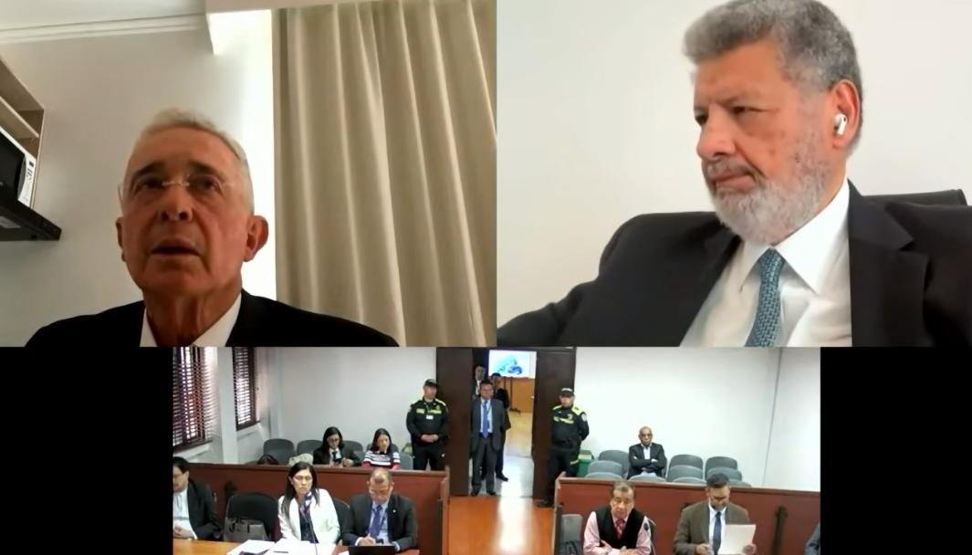 El expresidente Álvaro Uribe durante la audiencia.