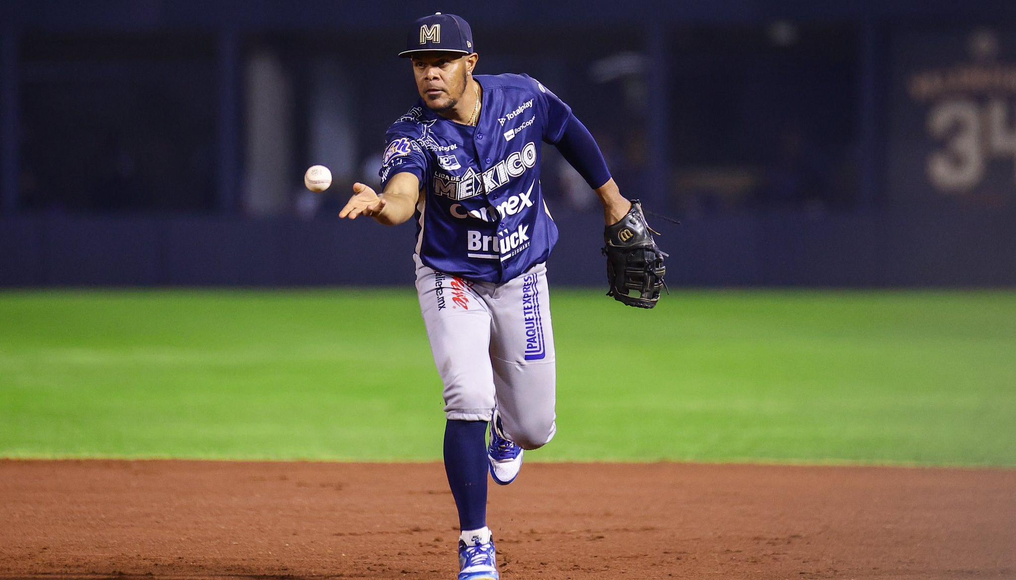 Reynaldo Rodríguez fue campeón de la Serie del Caribe en 2022 con Caimanes de Barranquilla.