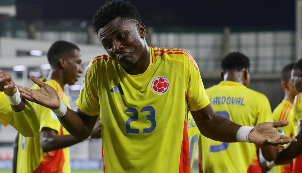 El delantero Néiser Villarreal, máximo goleador del Sudamericano con seis tantos. 