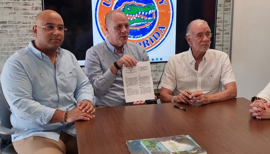 Jesús León Insignares, Director de la C.R.A. / Delegado de la Universidad de la Florida / Eduardo Verano, Gobernador del Atlántico