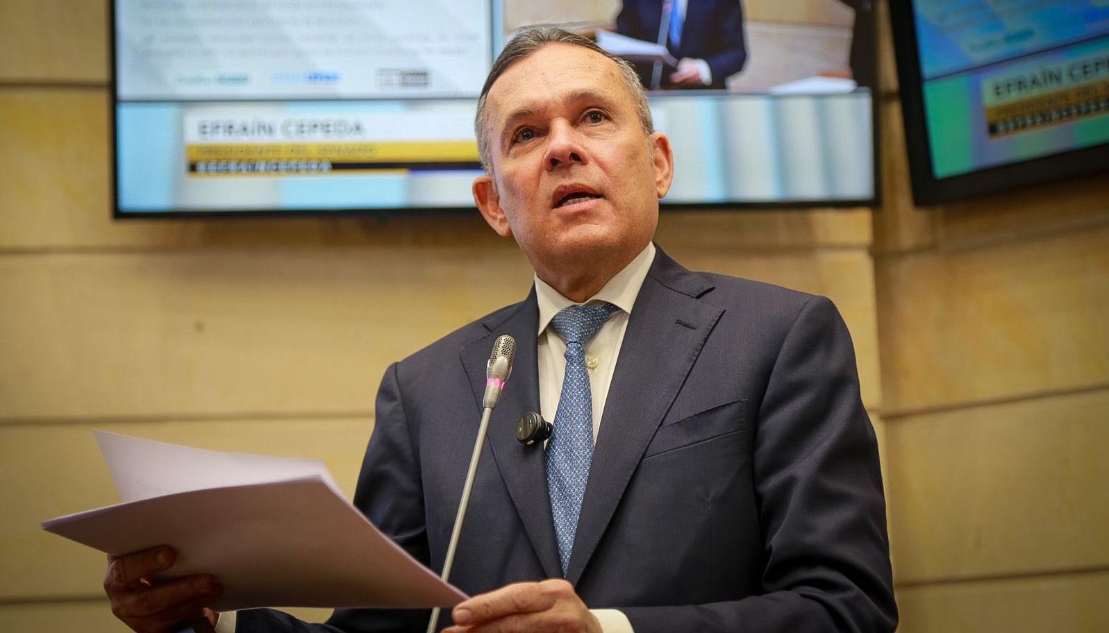 Efraín Cepeda Sarabia, presidente del Congreso.