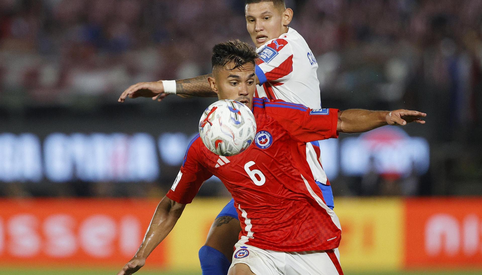 Aspecto del partido entre Chile y Paraguay. 