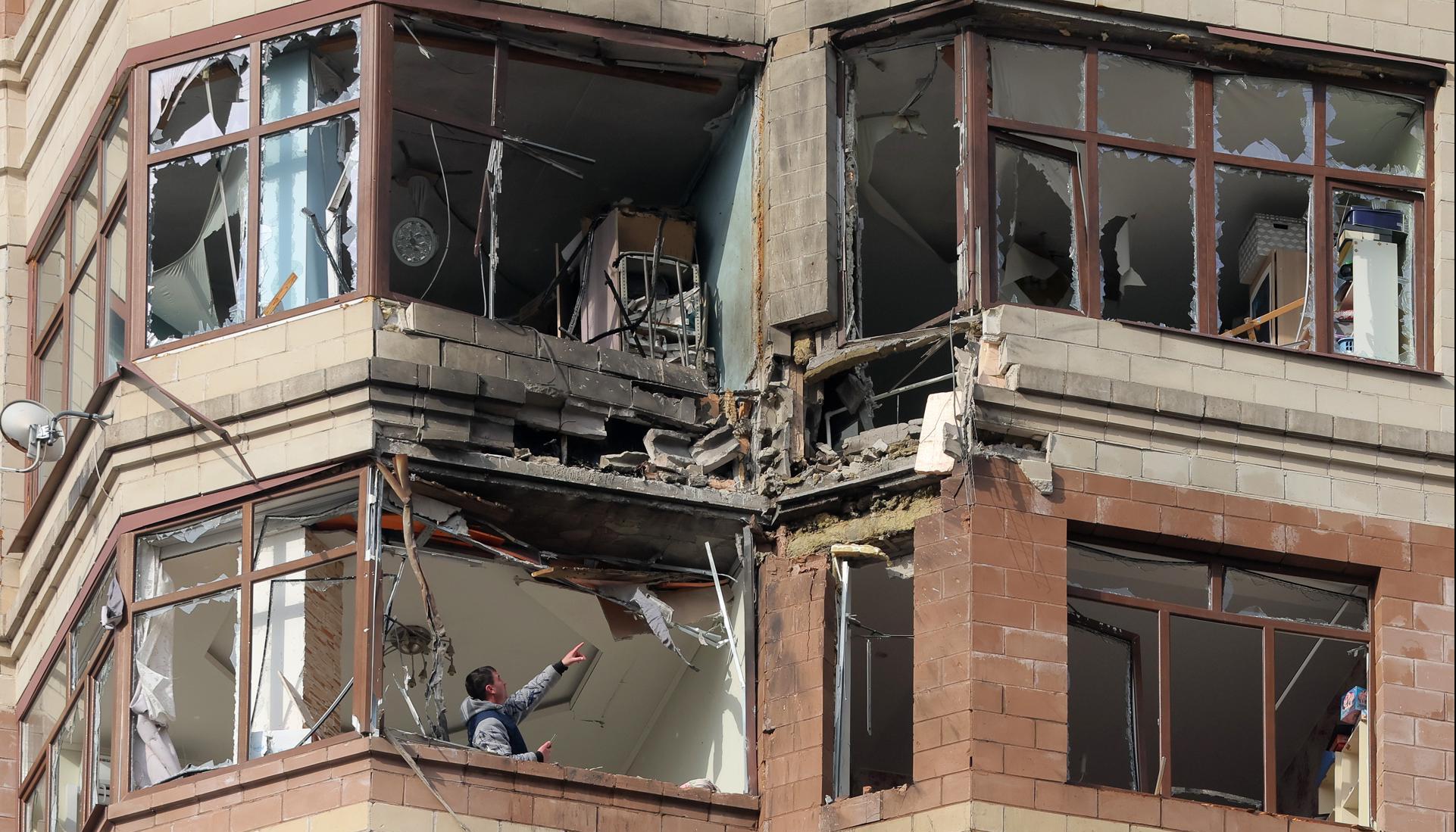 Edificio dañado tras ataque con drones ucranianos. 